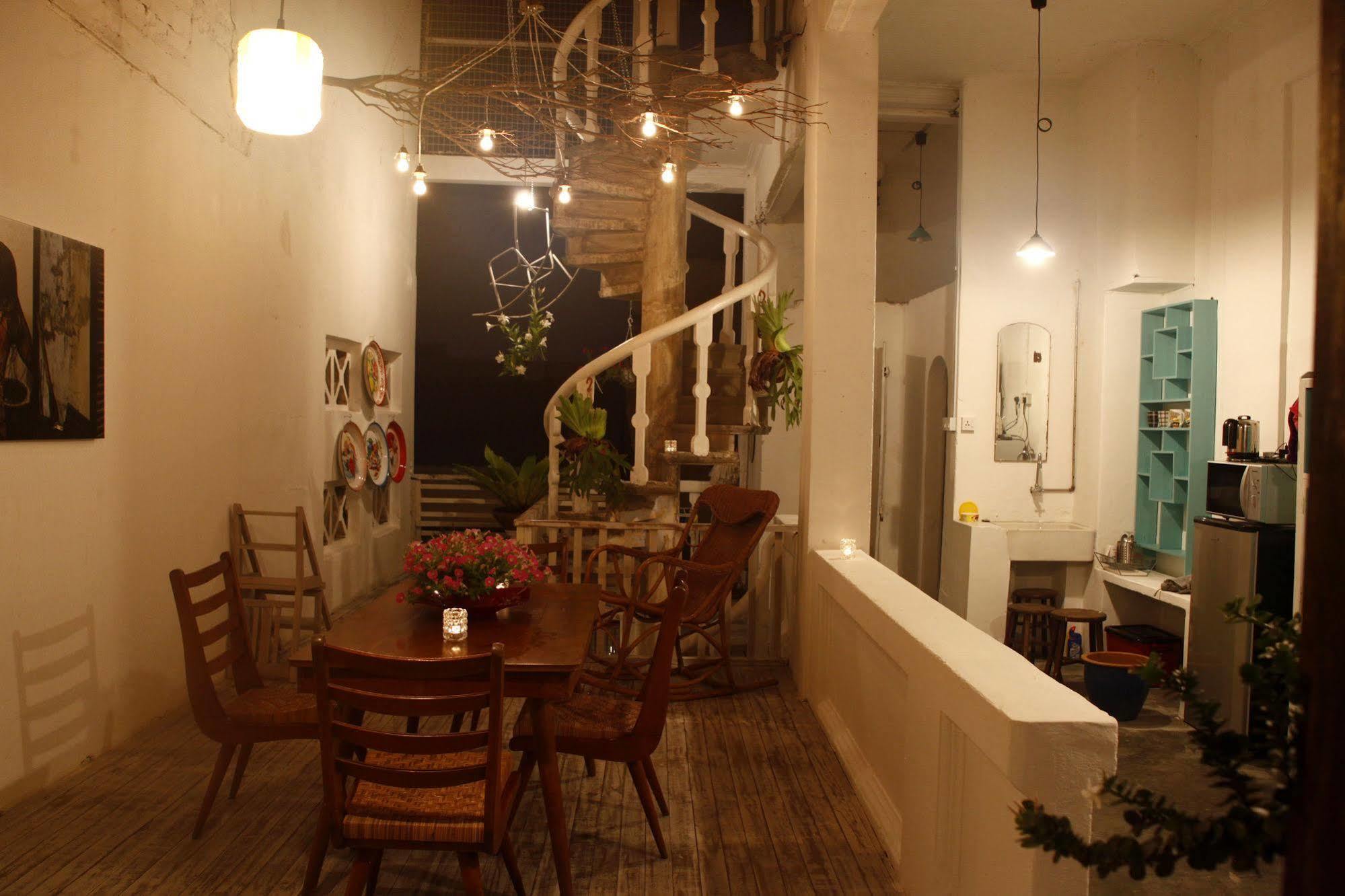 Apartamento The Loft @ 13 Hibiscus Malacca Exterior foto
